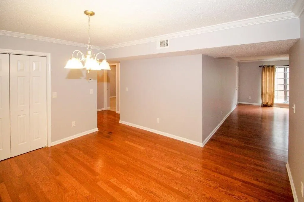 6851 Roswell Road Unit H-14, Sandy Springs, Georgia 30328, 4 Bedrooms Bedrooms, ,2 BathroomsBathrooms,Residential,Sold,6851 Roswell Road Unit H-14,5964994