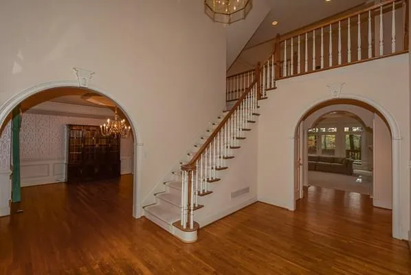 4490 Crestwicke Pointe, Sandy Springs, Georgia 30319, 5 Bedrooms Bedrooms, ,4 BathroomsBathrooms,Residential,Sold,4490 Crestwicke Pointe,5609424