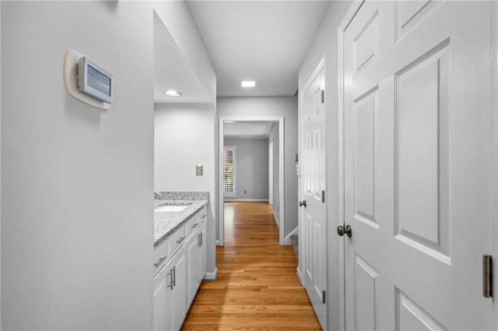 370 The Chace, Atlanta, Georgia 30328, 3 Bedrooms Bedrooms, ,3 BathroomsBathrooms,Residential,For Sale,370 The Chace,7647521 370 The Chace, Atlanta, Georgia 30328, 3 Bedrooms Bedrooms, ,3 BathroomsBathrooms,Residential,For Sale,370 The Chace,7647521