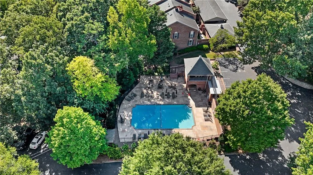 370 The Chace, Atlanta, Georgia 30328, 3 Bedrooms Bedrooms, ,3 BathroomsBathrooms,Residential,For Sale,370 The Chace,7647521