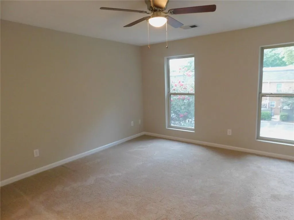 125 N River Drive Unit A, Atlanta, Georgia 30350, 2 Bedrooms Bedrooms, ,2 BathroomsBathrooms,Residential,Sold,125 N River Drive Unit A,6586287