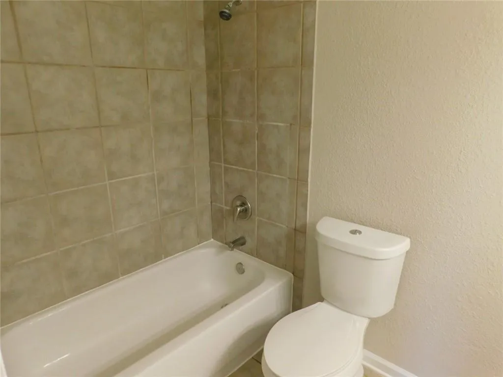 125 N River Drive Unit A, Atlanta, Georgia 30350, 2 Bedrooms Bedrooms, ,2 BathroomsBathrooms,Residential,Sold,125 N River Drive Unit A,6586287