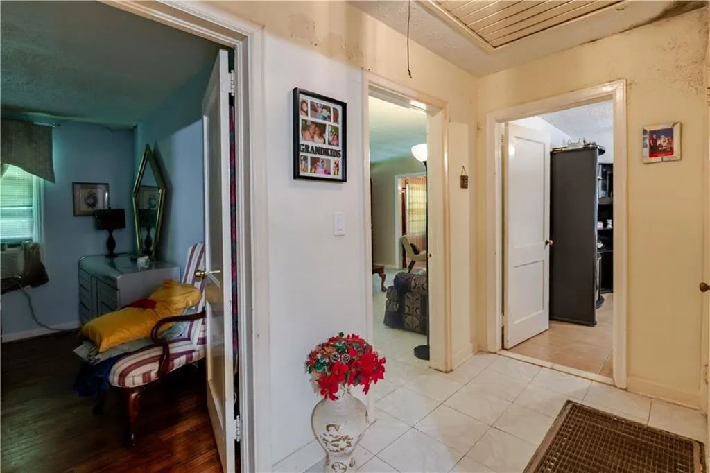 Georgia 30324, ,2 BathroomsBathrooms,Residential,For Sale,7641252