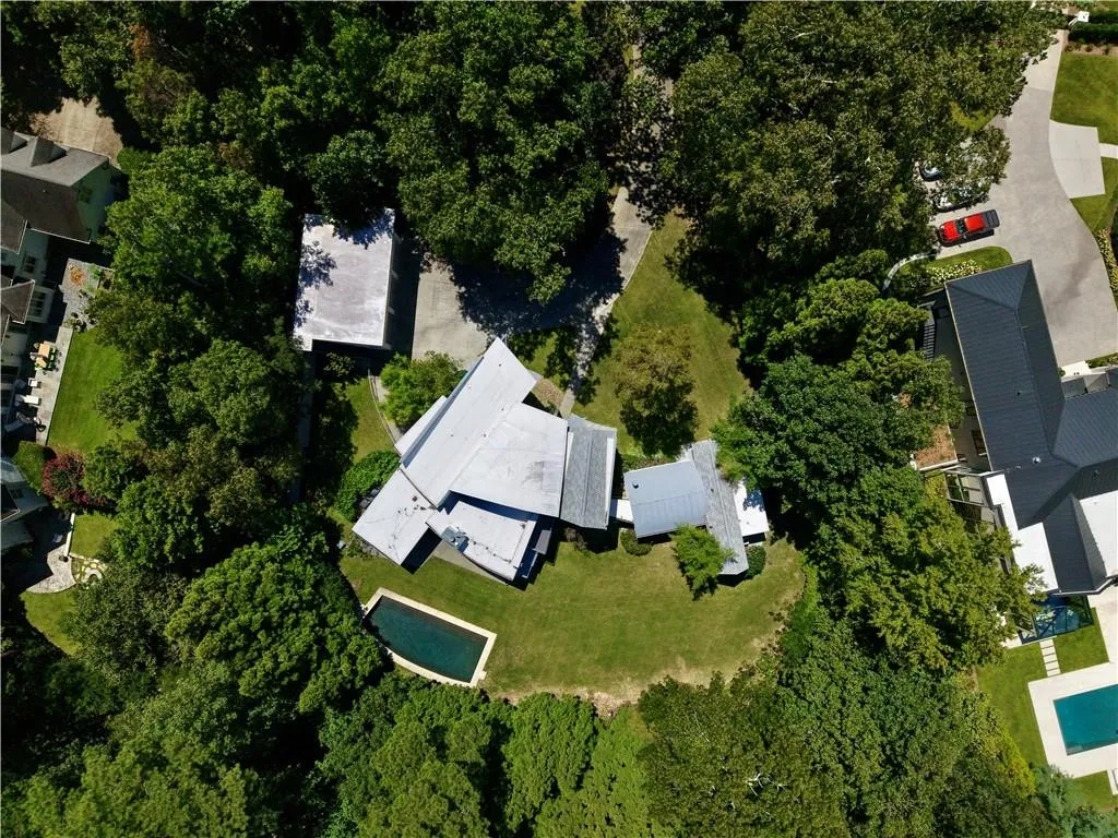 1775 Mount Paran Road Nw, Atlanta, Georgia 30327, 3 Bedrooms Bedrooms, ,3 BathroomsBathrooms,Residential,For Sale,1775 Mount Paran Road Nw,7640318