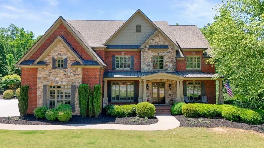 14127 Seabiscuit is a gorgeous house on an extensive private lot.