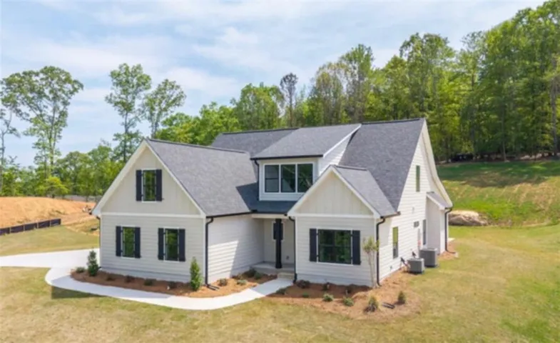 165 West Lake Boulevard, Carrollton, Georgia 30116