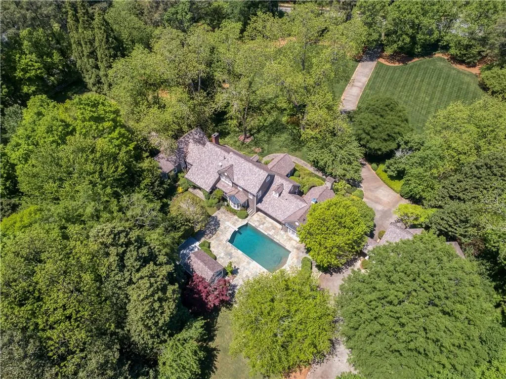 216 Mount Paran Road, Atlanta, Georgia 30327, 8 Bedrooms Bedrooms, ,6 BathroomsBathrooms,Residential,Sold,216 Mount Paran Road,7372969