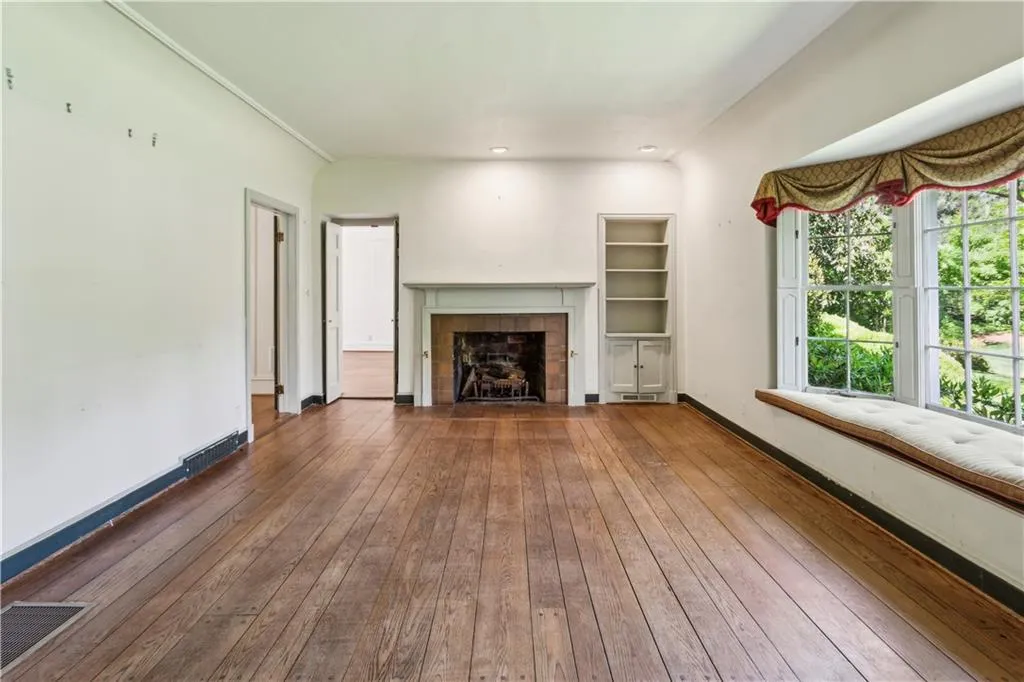 216 Mount Paran Road, Atlanta, Georgia 30327, 8 Bedrooms Bedrooms, ,6 BathroomsBathrooms,Residential,Sold,216 Mount Paran Road,7372969