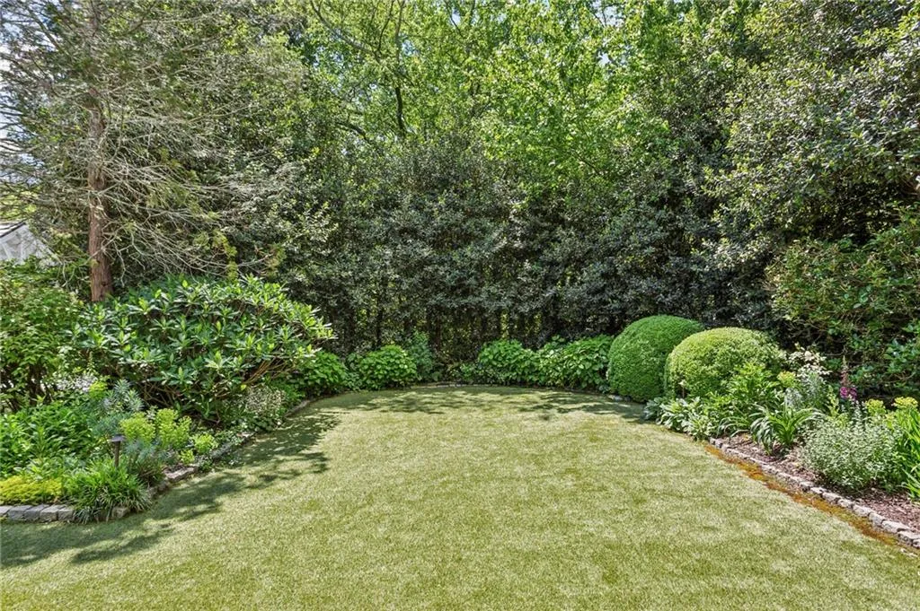 216 Mount Paran Road, Atlanta, Georgia 30327, 8 Bedrooms Bedrooms, ,6 BathroomsBathrooms,Residential,Sold,216 Mount Paran Road,7372969