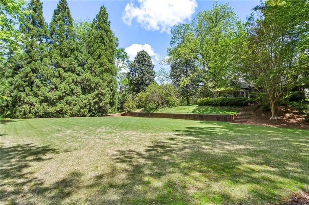 216 Mount Paran Road, Atlanta, Georgia 30327, 8 Bedrooms Bedrooms, ,6 BathroomsBathrooms,Residential,Sold,216 Mount Paran Road,7372969