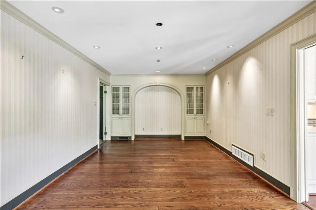 216 Mount Paran Road, Atlanta, Georgia 30327, 8 Bedrooms Bedrooms, ,6 BathroomsBathrooms,Residential,Sold,216 Mount Paran Road,7372969