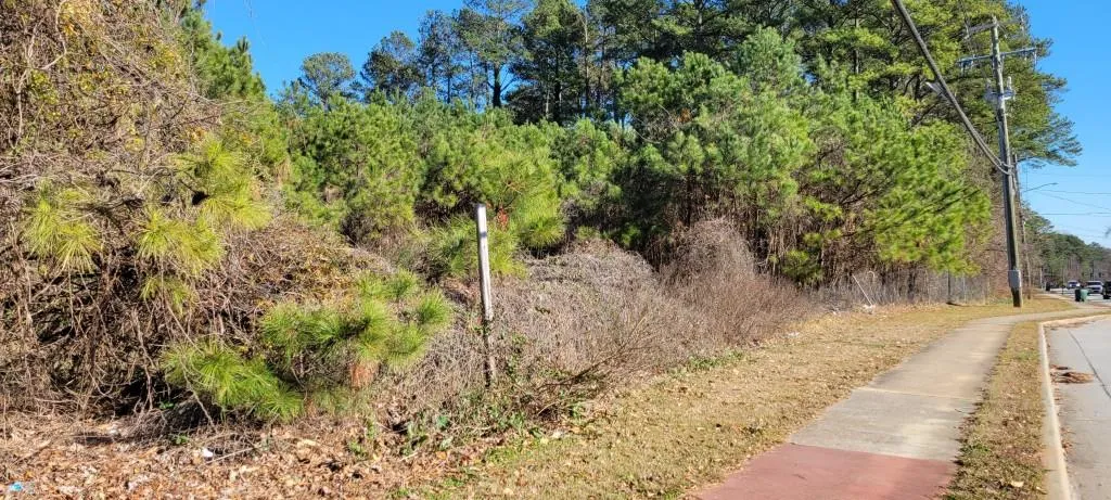 1002 Rockbridge Road, Norcross, Georgia 30093