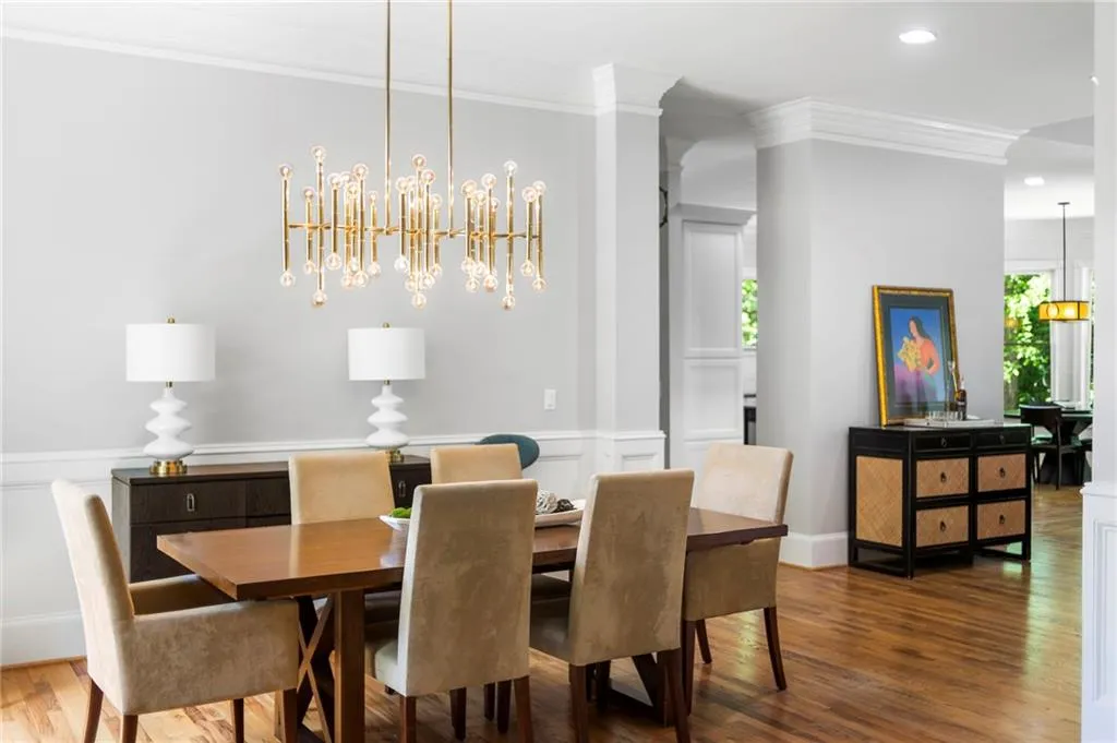 390 Franklin Road, Atlanta, Georgia 30342, 6 Bedrooms Bedrooms, ,5 BathroomsBathrooms,Residential,Sold,390 Franklin Road,7208001