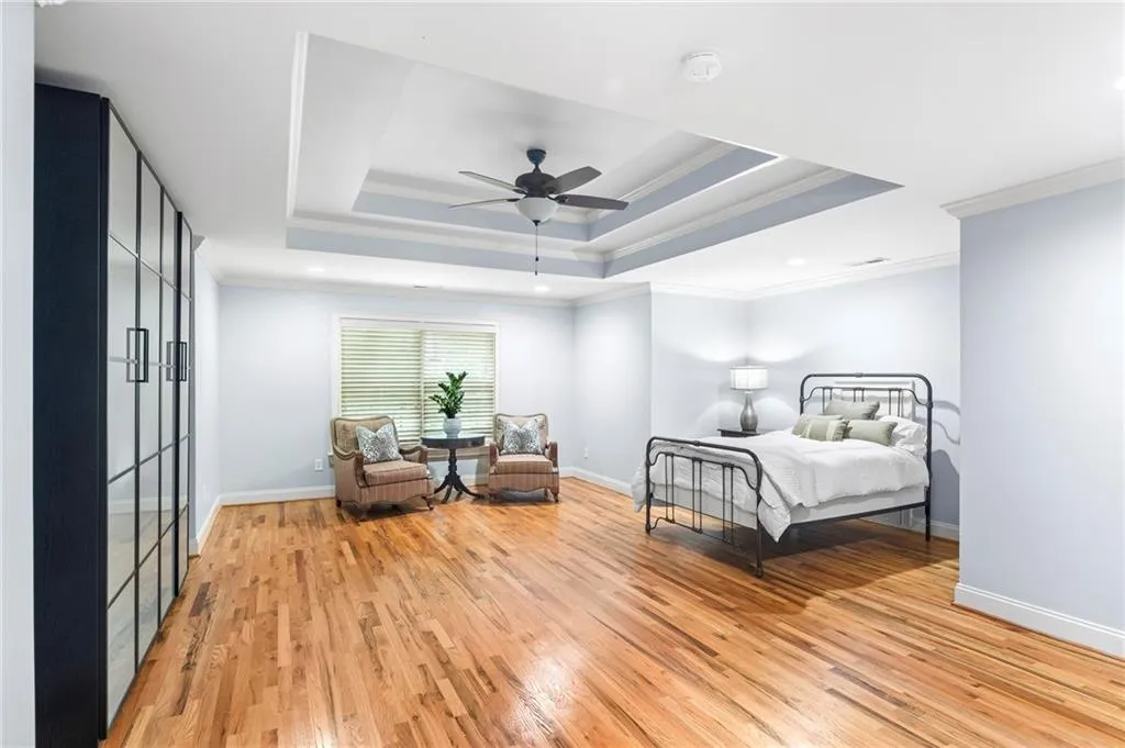 390 Franklin Road, Atlanta, Georgia 30342, 6 Bedrooms Bedrooms, ,5 BathroomsBathrooms,Residential,Sold,390 Franklin Road,7208001