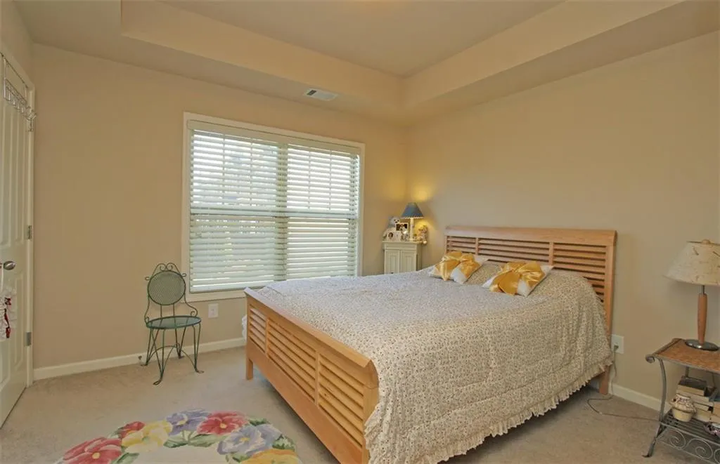 7235 Highland Bluff Ne, Sandy Springs, Georgia 30328, 3 Bedrooms Bedrooms, ,3 BathroomsBathrooms,Residential,Sold,7235 Highland Bluff Ne,5660085