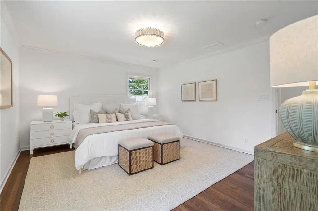 Primary suite angle 3
