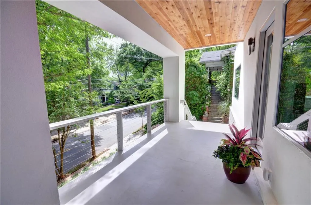 428 8th Street Ne, Atlanta, Georgia 30309, 4 Bedrooms Bedrooms, ,4 BathroomsBathrooms,Residential,Sold,428 8th Street Ne,5843521