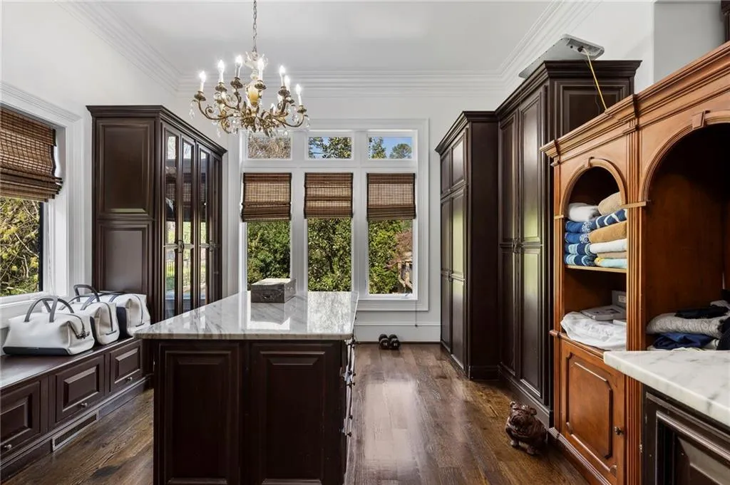 1376 Mount Paran Road Nw, Atlanta, Georgia 30327, 9 Bedrooms Bedrooms, 0 ,12 BathroomsBathrooms,Residential,For Sale,1376 Mount Paran Road Nw,7739948