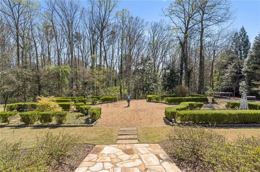 1376 Mount Paran Road Nw, Atlanta, Georgia 30327, 9 Bedrooms Bedrooms, 0 ,12 BathroomsBathrooms,Residential,For Sale,1376 Mount Paran Road Nw,7739948