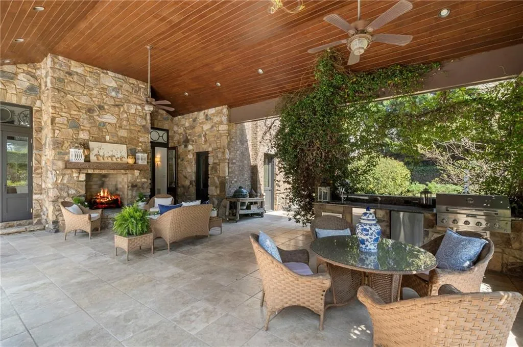1376 Mount Paran Road Nw, Atlanta, Georgia 30327, 9 Bedrooms Bedrooms, 0 ,12 BathroomsBathrooms,Residential,For Sale,1376 Mount Paran Road Nw,7739948