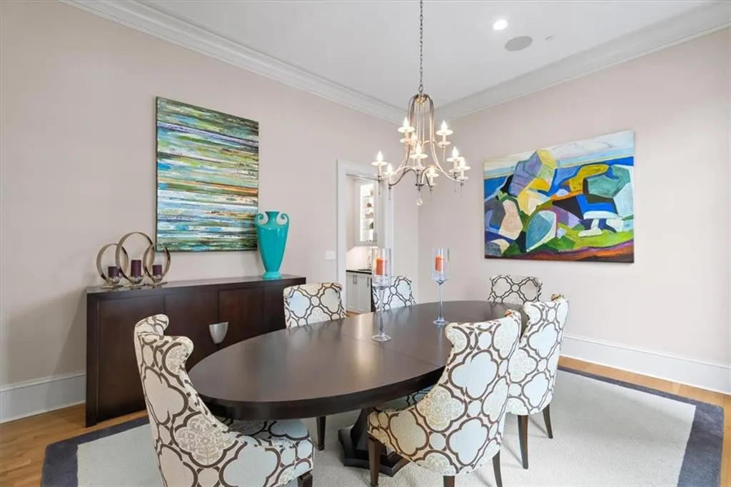 2640 Peachtree Road Nw Unit 3, Atlanta, Georgia 30305, 4 Bedrooms Bedrooms, 0 ,4 BathroomsBathrooms,Residential,For Sale,2640 Peachtree Road Nw Unit 3,7723260