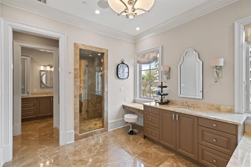 2640 Peachtree Road Nw Unit 3, Atlanta, Georgia 30305, 4 Bedrooms Bedrooms, 0 ,4 BathroomsBathrooms,Residential,For Sale,2640 Peachtree Road Nw Unit 3,7723260