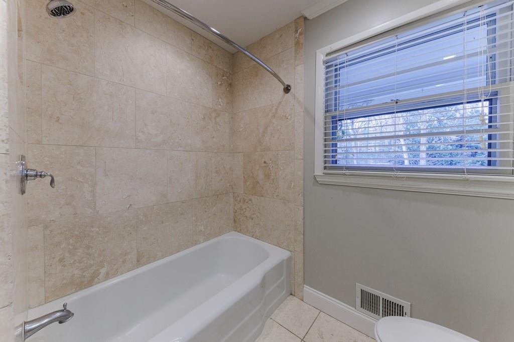 Shower / tub combo