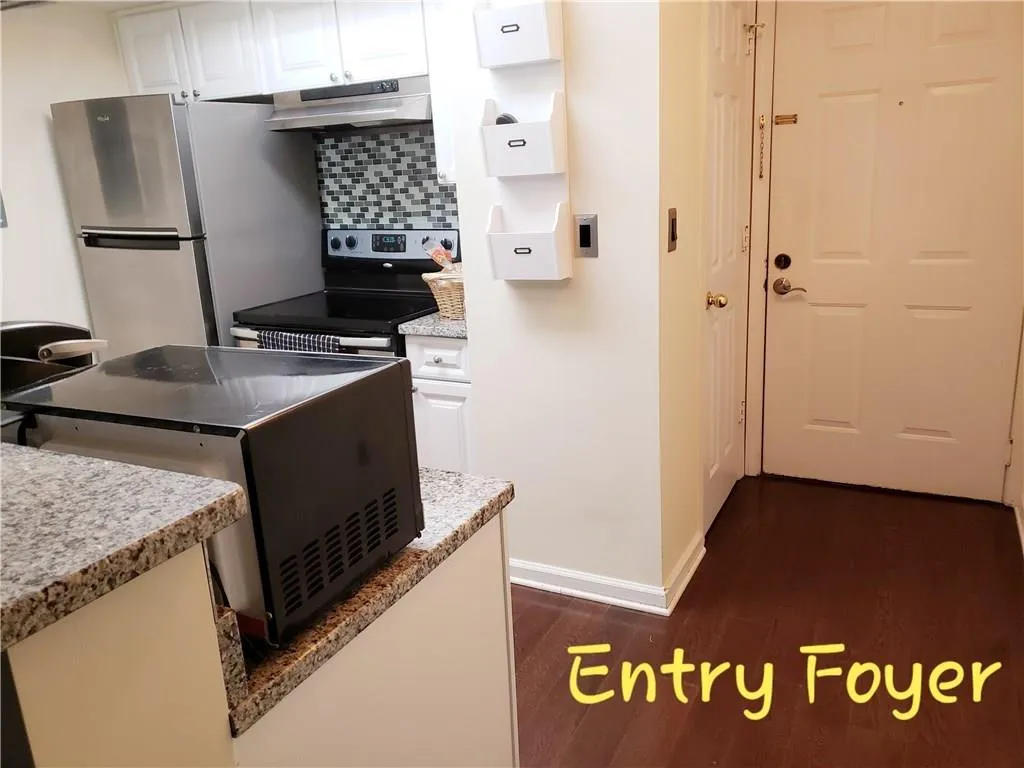 795 Hammond Drive Unit 605, Atlanta, Georgia 30328, 1 Bedroom Bedrooms, ,1 BathroomBathrooms,Residential,Sold,795 Hammond Drive Unit 605,6121906