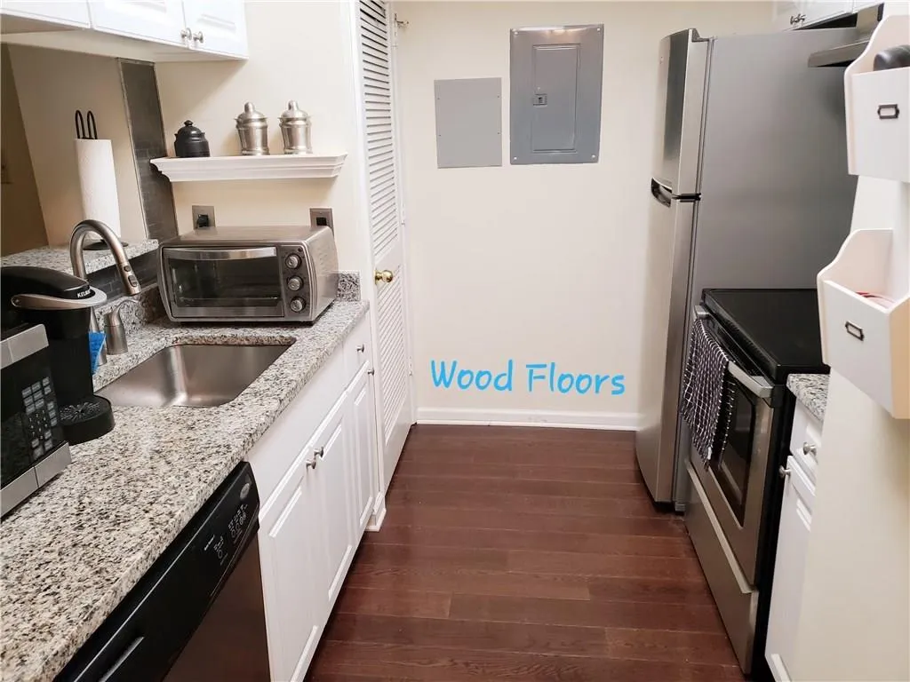 795 Hammond Drive Unit 605, Atlanta, Georgia 30328, 1 Bedroom Bedrooms, ,1 BathroomBathrooms,Residential,Sold,795 Hammond Drive Unit 605,6121906