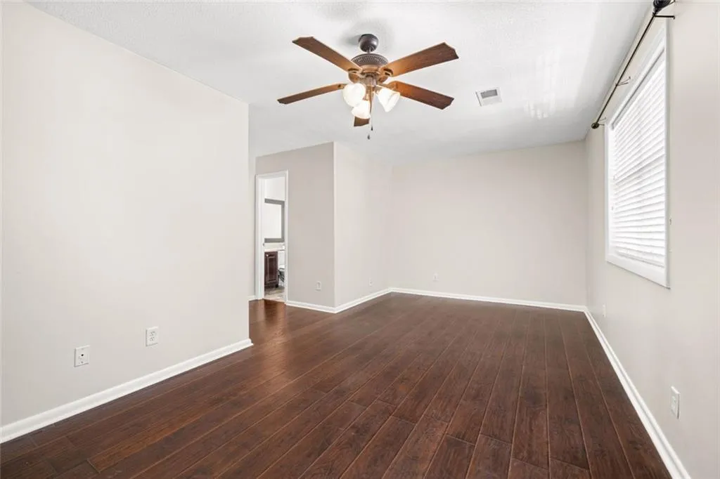 6900 Roswell Road Ne Unit B6, Sandy Springs, Georgia 30328, 2 Bedrooms Bedrooms, ,2 BathroomsBathrooms,Residential,Sold,6900 Roswell Road Ne Unit B6,7459470