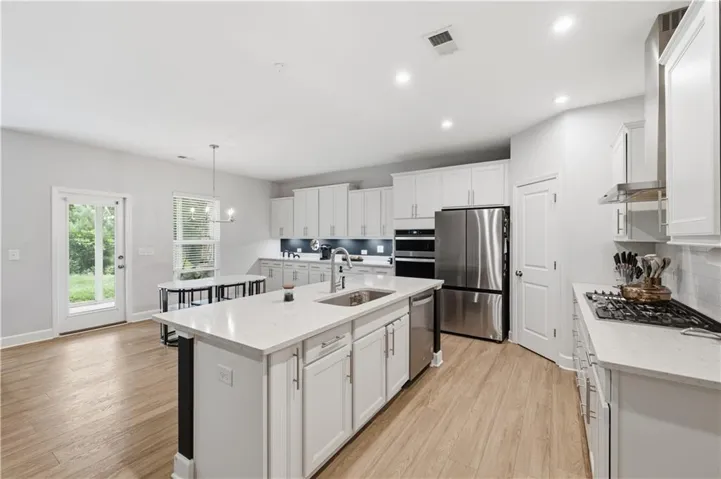 669 Fairway Drive, Acworth, Georgia 30101