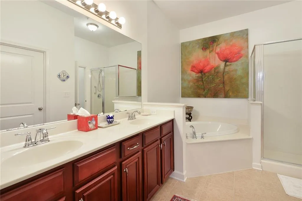 7265 Glisten Avenue Unit 135, Sandy Springs, Georgia 30328, 2 Bedrooms Bedrooms, ,2 BathroomsBathrooms,Residential,Sold,7265 Glisten Avenue Unit 135,6509257