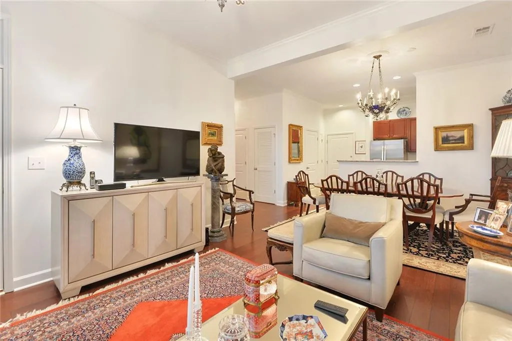 7265 Glisten Avenue Unit 135, Sandy Springs, Georgia 30328, 2 Bedrooms Bedrooms, ,2 BathroomsBathrooms,Residential,Sold,7265 Glisten Avenue Unit 135,6509257