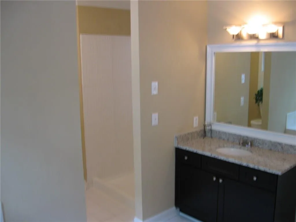 1050 Huntcliff Trace, Sandy Springs, Georgia 30350, 3 Bedrooms Bedrooms, ,2 BathroomsBathrooms,Residential,Sold,1050 Huntcliff Trace,5694600