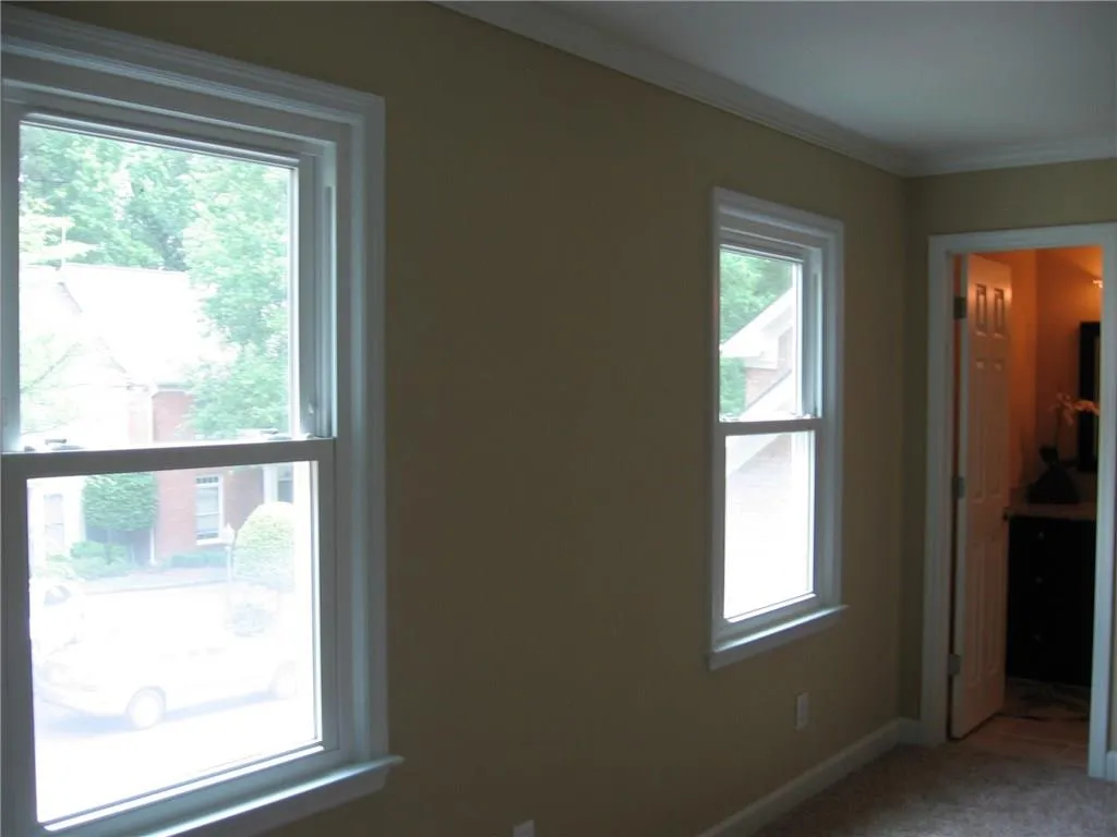 1050 Huntcliff Trace, Sandy Springs, Georgia 30350, 3 Bedrooms Bedrooms, ,2 BathroomsBathrooms,Residential,Sold,1050 Huntcliff Trace,5694600