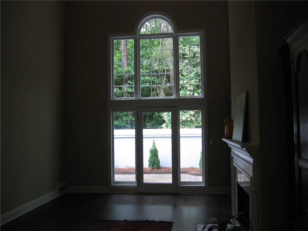 1050 Huntcliff Trace, Sandy Springs, Georgia 30350, 3 Bedrooms Bedrooms, ,2 BathroomsBathrooms,Residential,Sold,1050 Huntcliff Trace,5694600