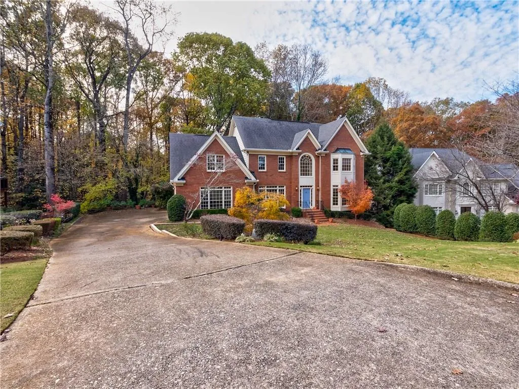 7410 Stoneykirk Close, Sandy Springs, Georgia 30350, 5 Bedrooms Bedrooms, ,4 BathroomsBathrooms,Residential,Sold,7410 Stoneykirk Close,6096990