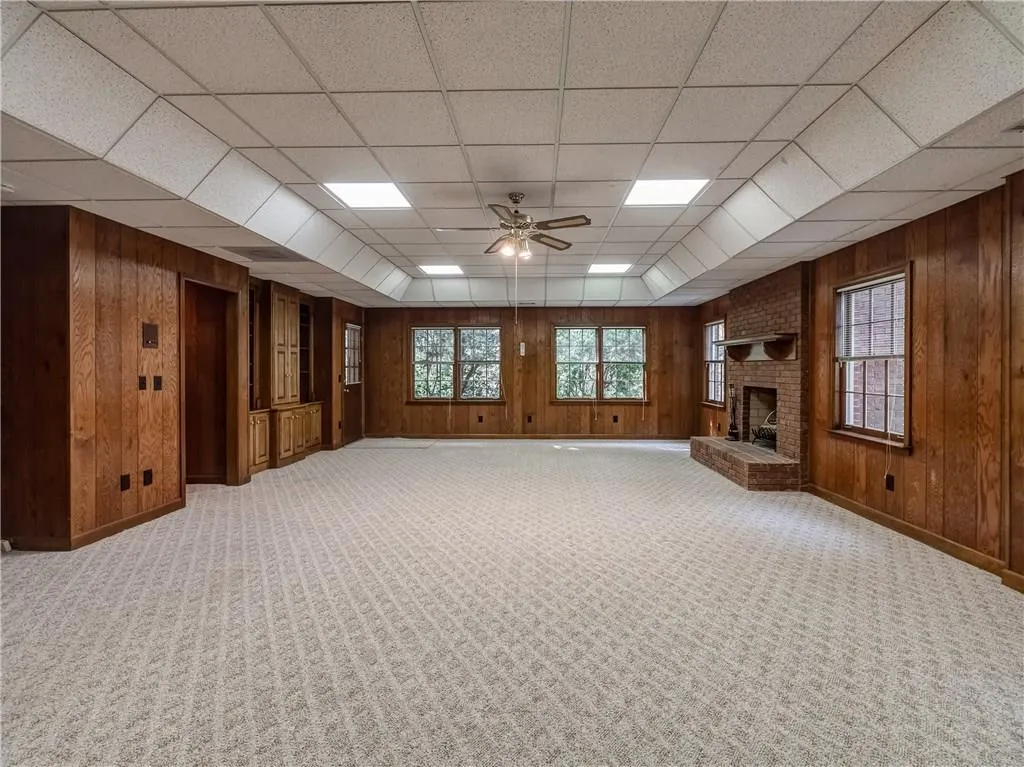 7410 Stoneykirk Close, Sandy Springs, Georgia 30350, 5 Bedrooms Bedrooms, ,4 BathroomsBathrooms,Residential,Sold,7410 Stoneykirk Close,6096990
