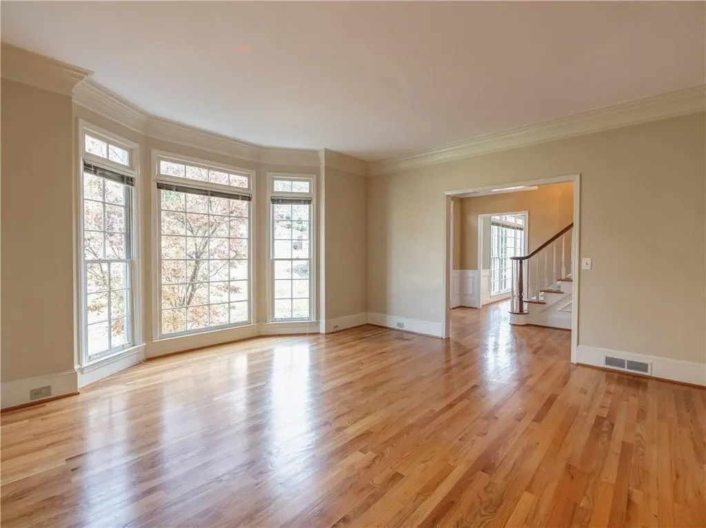7410 Stoneykirk Close, Sandy Springs, Georgia 30350, 5 Bedrooms Bedrooms, ,4 BathroomsBathrooms,Residential,Sold,7410 Stoneykirk Close,6096990