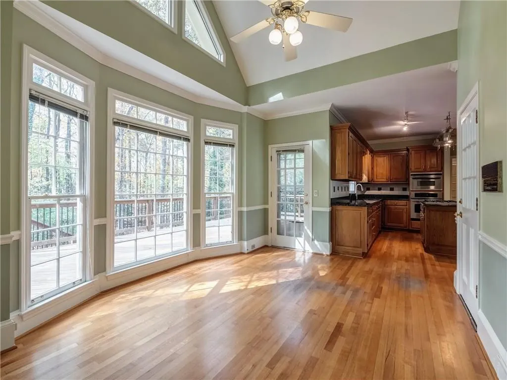 7410 Stoneykirk Close, Sandy Springs, Georgia 30350, 5 Bedrooms Bedrooms, ,4 BathroomsBathrooms,Residential,Sold,7410 Stoneykirk Close,6096990