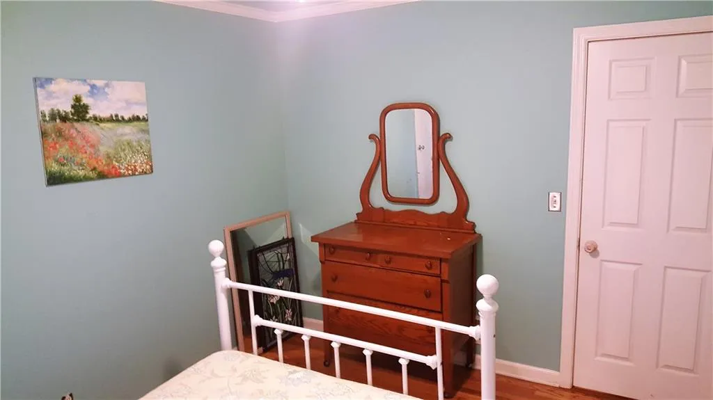 6380 N Hampton Drive, Sandy Springs, Georgia 30328, 3 Bedrooms Bedrooms, ,2 BathroomsBathrooms,Residential,Sold,6380 N Hampton Drive,5680895