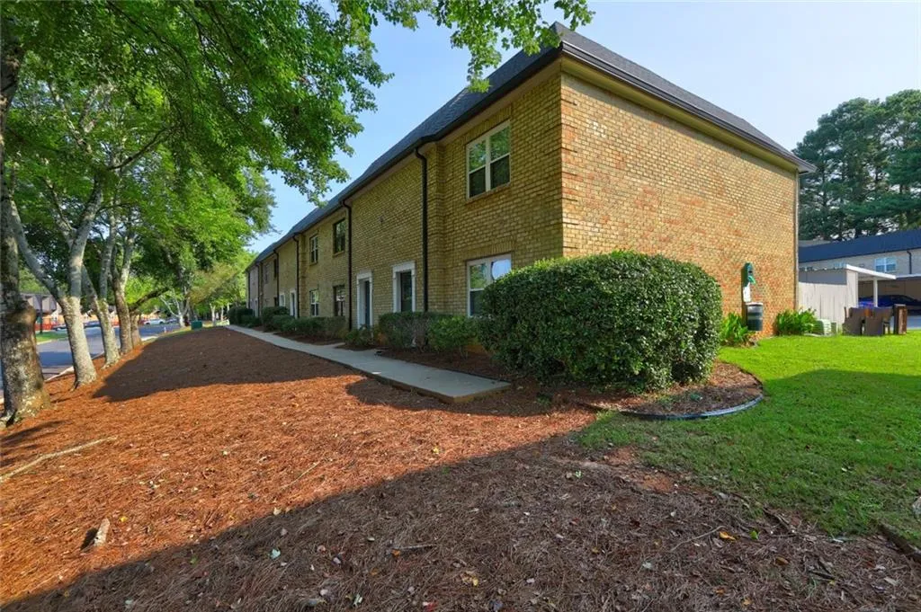 280 Winding River Drive Unit F, Atlanta, Georgia 30350, 3 Bedrooms Bedrooms, ,2 BathroomsBathrooms,Residential,Sold,280 Winding River Drive Unit F,6945272