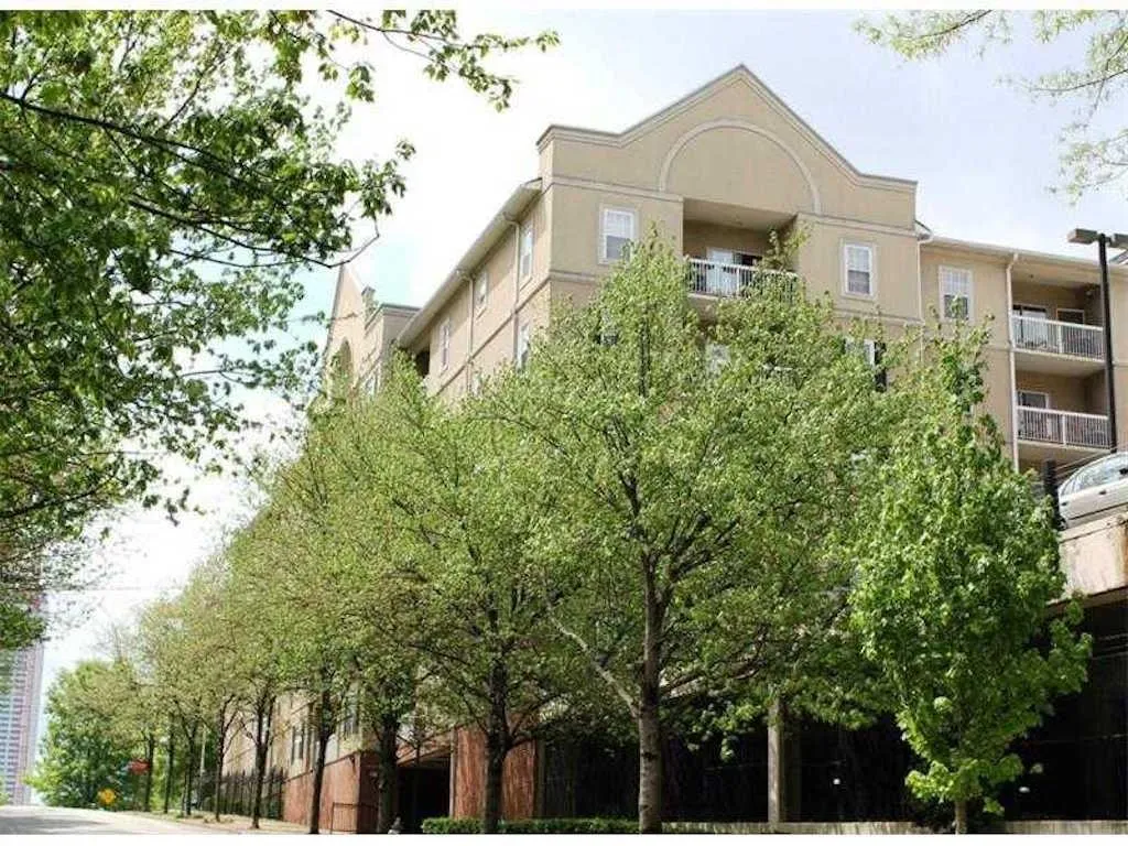 1074 Peachtree Walk Ne Unit B411, Atlanta, Georgia 30309, 1 Bedroom Bedrooms, ,1 BathroomBathrooms,Residential,Sold,1074 Peachtree Walk Ne Unit B411,5808067