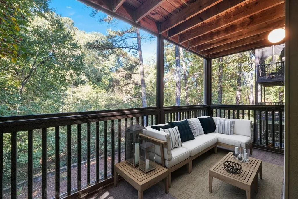 903 River Run Drive, Sandy Springs, Georgia 30350, 1 Bedroom Bedrooms, ,1 BathroomBathrooms,Residential,Sold,903 River Run Drive,7126425