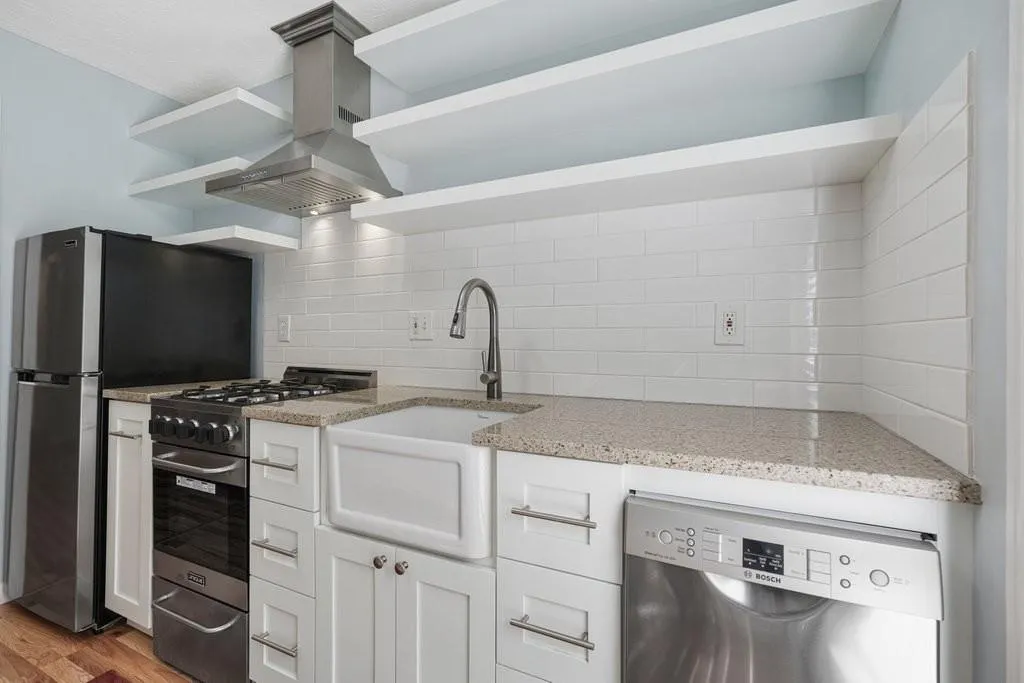 903 River Run Drive, Sandy Springs, Georgia 30350, 1 Bedroom Bedrooms, ,1 BathroomBathrooms,Residential,Sold,903 River Run Drive,7126425