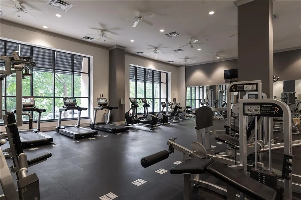 3040 Peachtree Road Nw Unit 1211, Atlanta, Georgia 30305, 2 Bedrooms Bedrooms, ,2 BathroomsBathrooms,Residential,For Sale,3040 Peachtree Road Nw Unit 1211,7609318