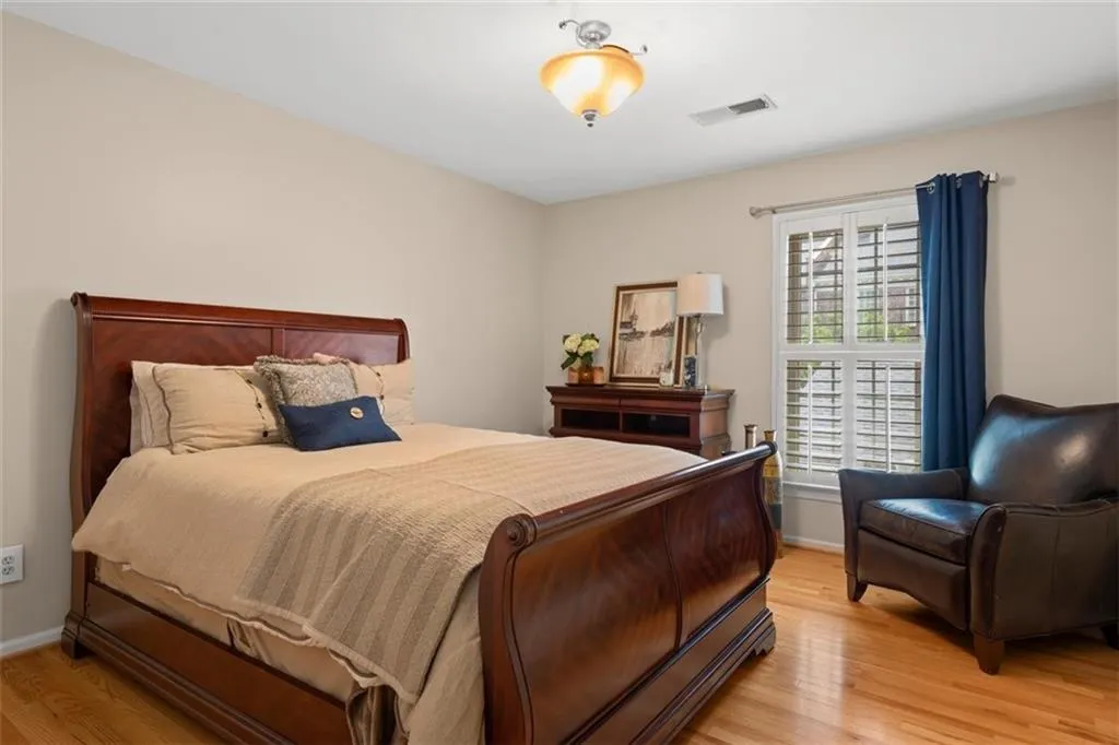 323 The Chace Ne, Atlanta, Georgia 30328, 3 Bedrooms Bedrooms, ,2 BathroomsBathrooms,Residential,Sold,323 The Chace Ne,6765482
