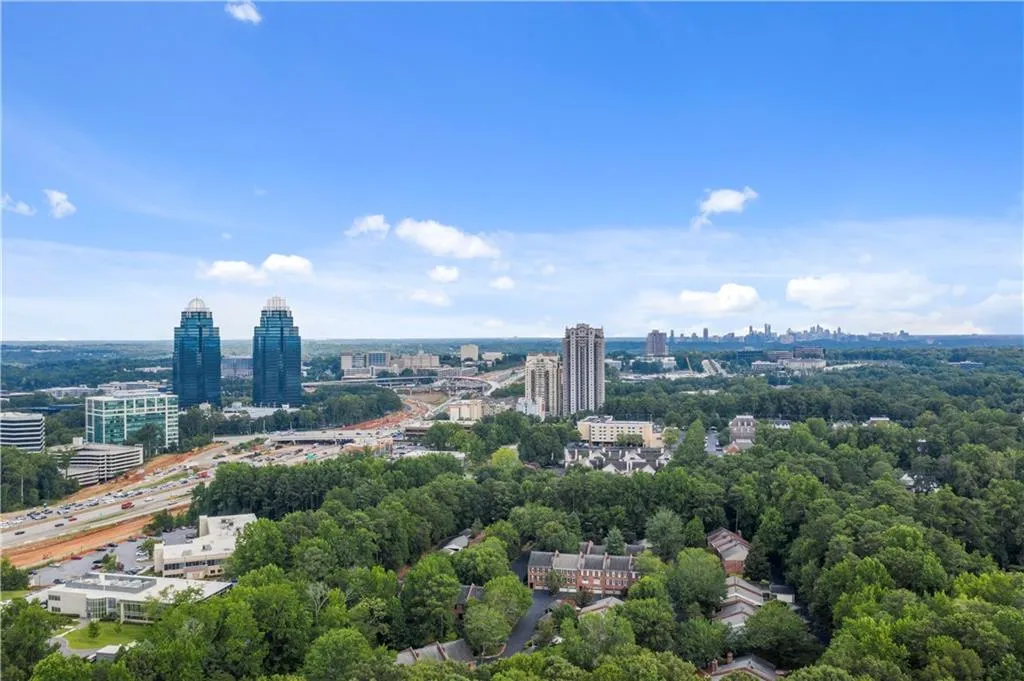 323 The Chace Ne, Atlanta, Georgia 30328, 3 Bedrooms Bedrooms, ,2 BathroomsBathrooms,Residential,Sold,323 The Chace Ne,6765482