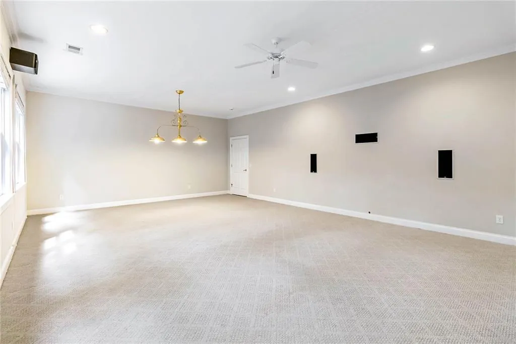 4946 Powers Ferry Road Nw, Sandy Springs, Georgia 30327, 4 Bedrooms Bedrooms, ,3 BathroomsBathrooms,Residential,Sold,4946 Powers Ferry Road Nw,7422371