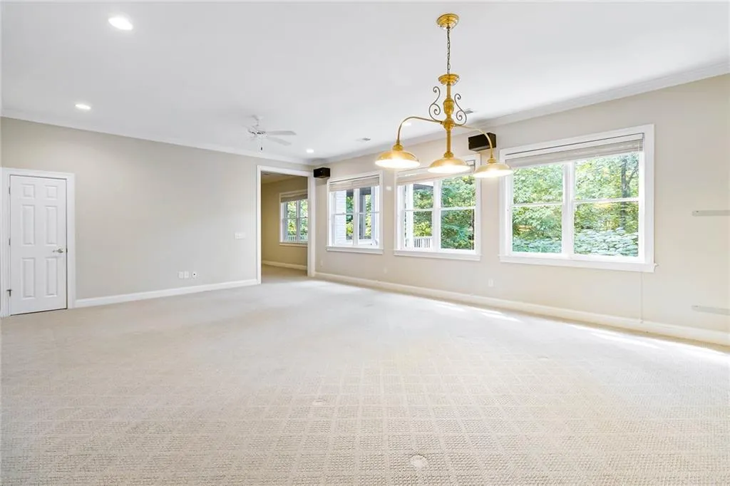 4946 Powers Ferry Road Nw, Sandy Springs, Georgia 30327, 4 Bedrooms Bedrooms, ,3 BathroomsBathrooms,Residential,Sold,4946 Powers Ferry Road Nw,7422371